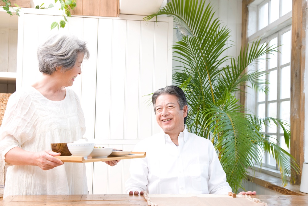 50代のインプラント体験談ブログから学ぶ｜後悔しないポイントや費用感